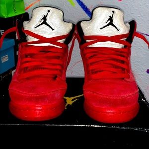 Jordan 5 “Red suede”.